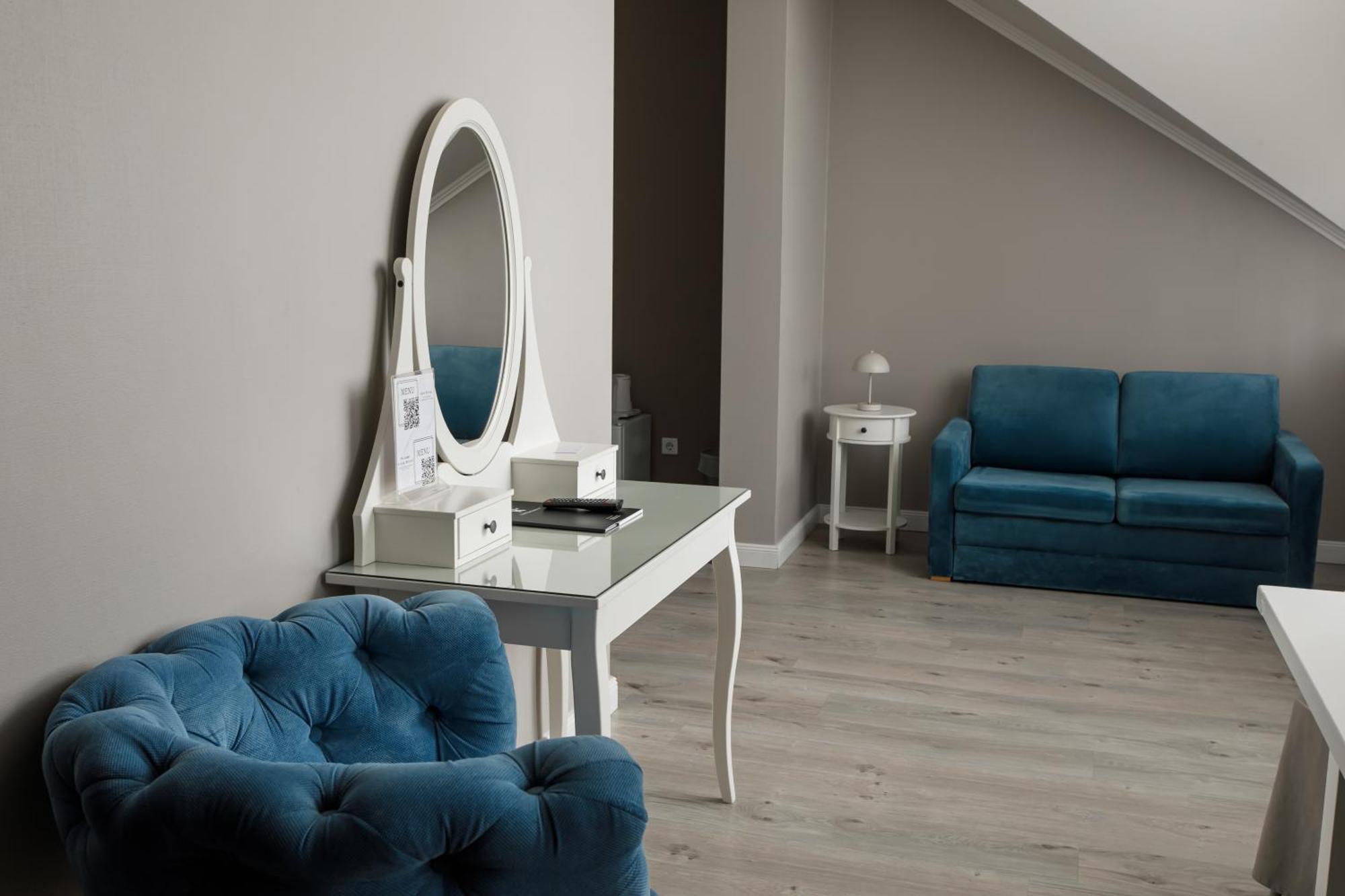Rivoli Hotel تشيرنيفتسي المظهر الخارجي الصورة