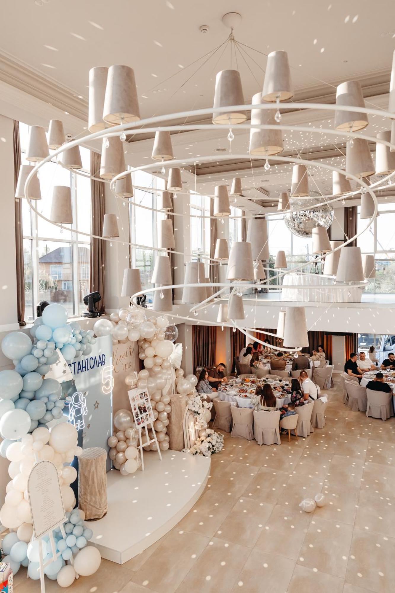 Rivoli Hotel تشيرنيفتسي المظهر الخارجي الصورة