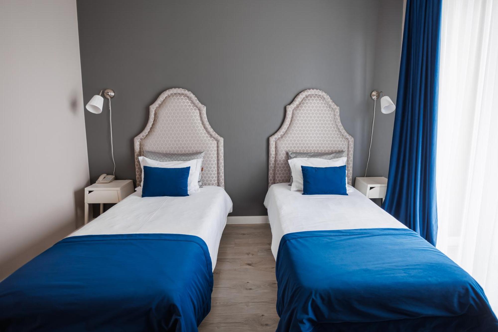 Rivoli Hotel تشيرنيفتسي المظهر الخارجي الصورة